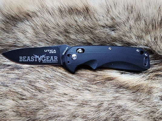 BEAST GEAR UTICA KNIFE (USA)