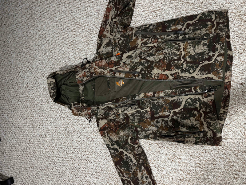 Load image into Gallery viewer, FirstLite Men&#39;s Solitude Insulated Jacket (L)
