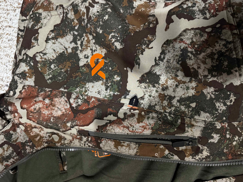 Load image into Gallery viewer, FirstLite Men&#39;s Solitude Insulated Jacket (L)
