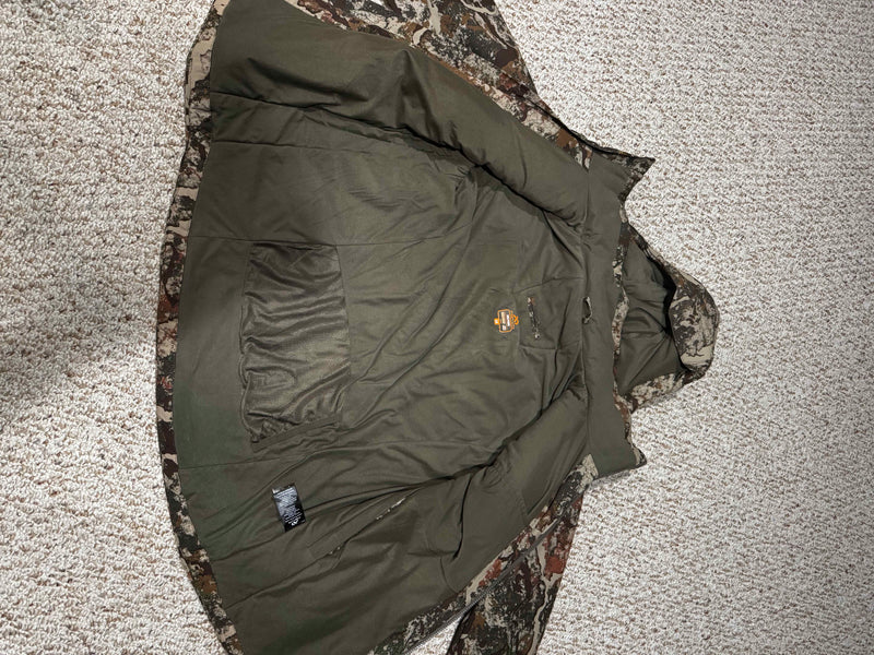 Load image into Gallery viewer, FirstLite Men&#39;s Solitude Insulated Jacket (L)
