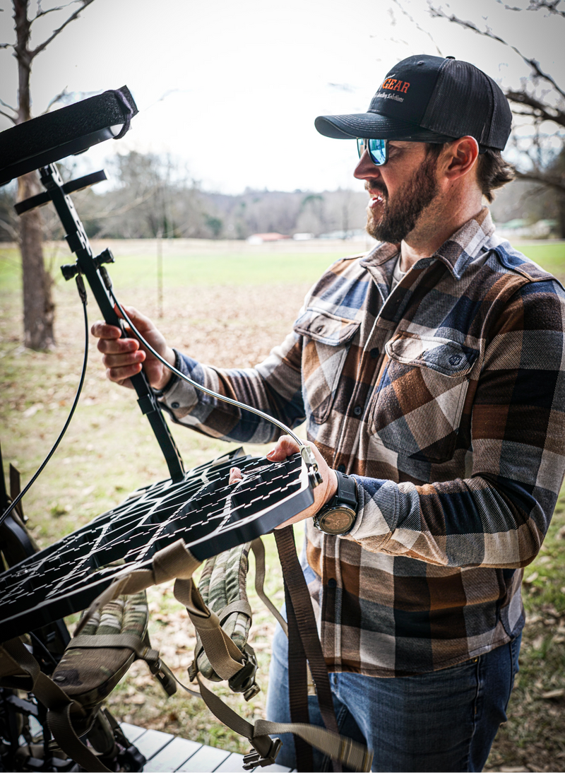 Load image into Gallery viewer, THE FRINGE HANG-ON
