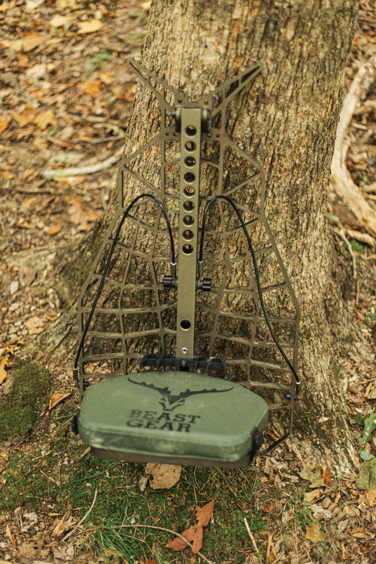 HANG-ON TREESTAND