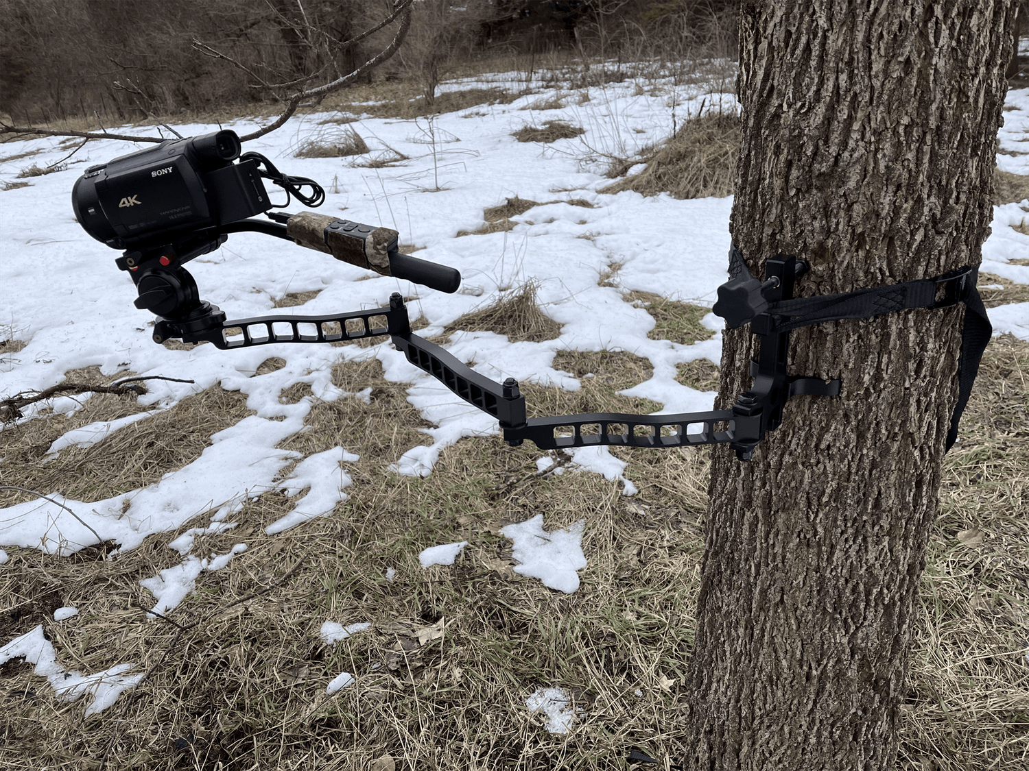 CAMERA ARM Hunting Beast Gear
